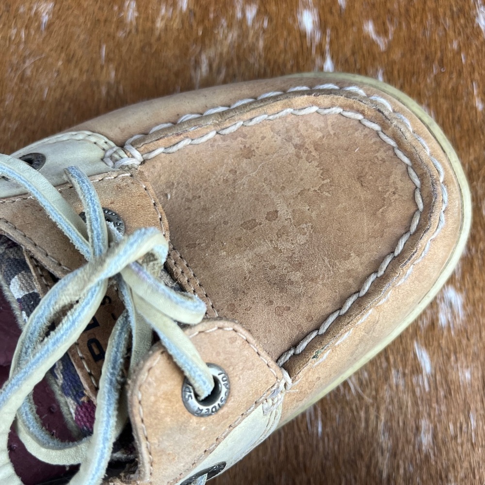 Sperry top sider boat shoe in brown and floral - Picture 2 of 10